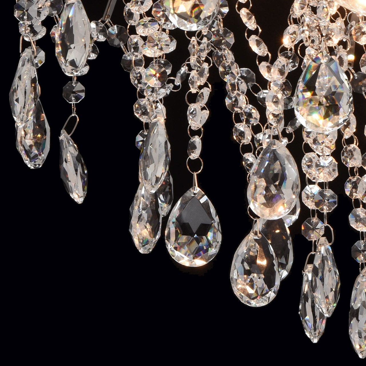 картинка Потолочная люстра MW-Light Бриз 464017506 от магазина pro-decor.kz