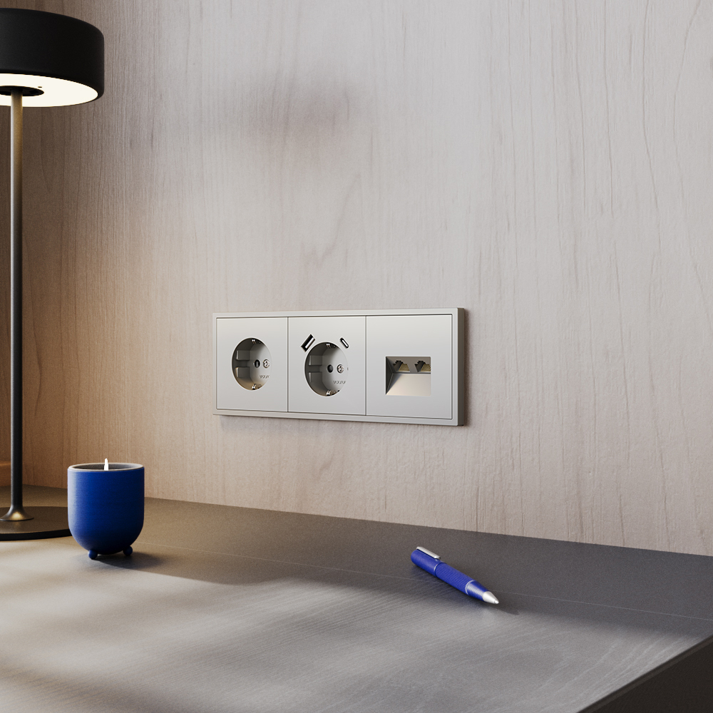 картинка Розетка встраиваемая VOLTUM S70 с заземлением 16А, (шелк) VLS040104 от магазина pro-decor.kz