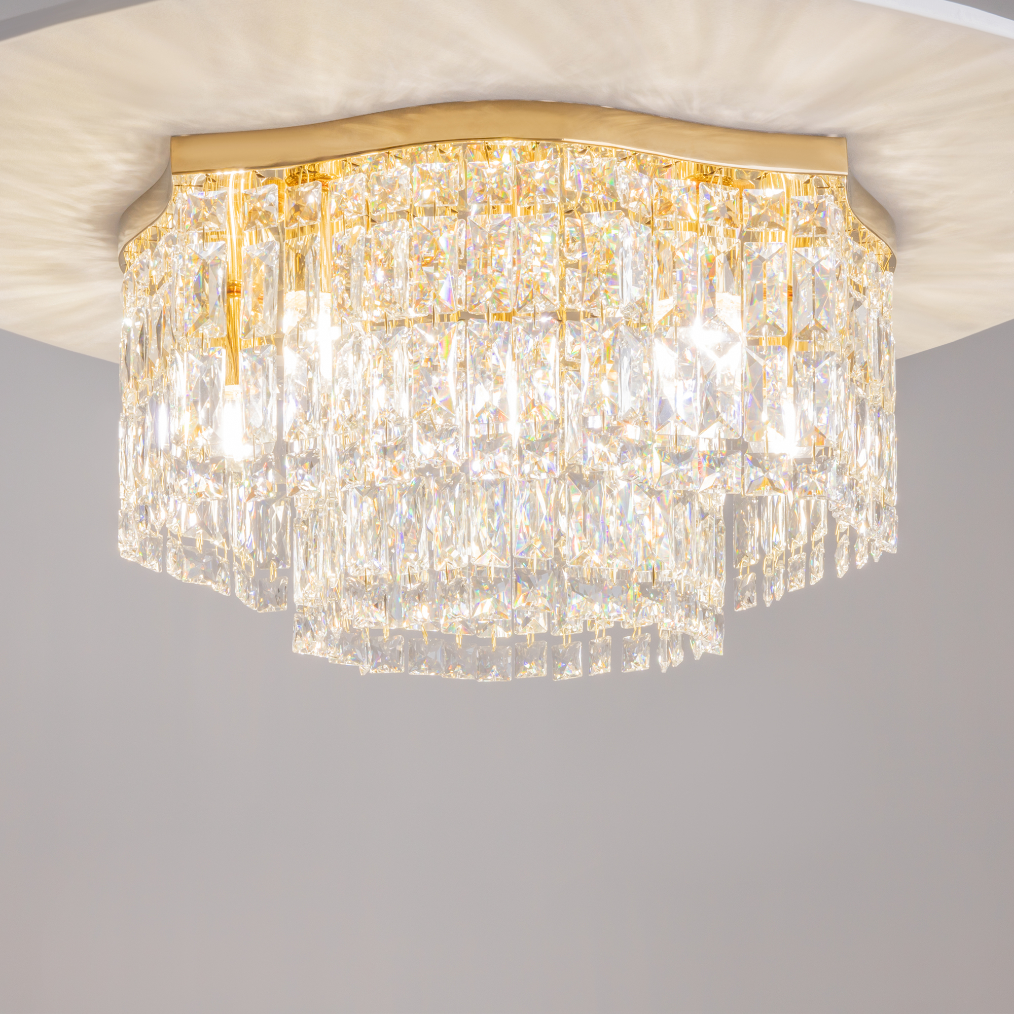 картинка Потолочный светильник Maytoni DIA005CL-06G магазин pro-decor.kz являющийся официальным дистрибьютором в Казахстане картинка Потолочный светильник Maytoni DIA005CL-06G от магазина pro-decor.kz
