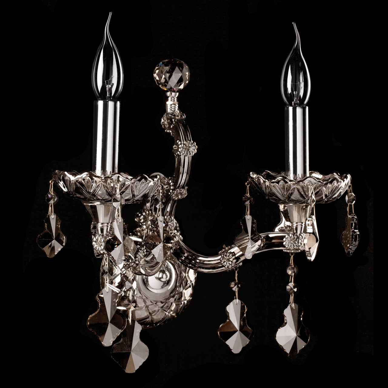 картинка Бра Chiaro Дориана 477020502 от магазина pro-decor.kz