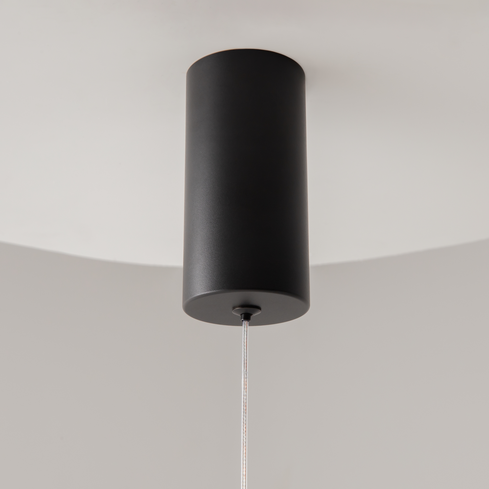 картинка Подвесной светильник Maytoni MOD159PL-L6BK от магазина pro-decor.kz