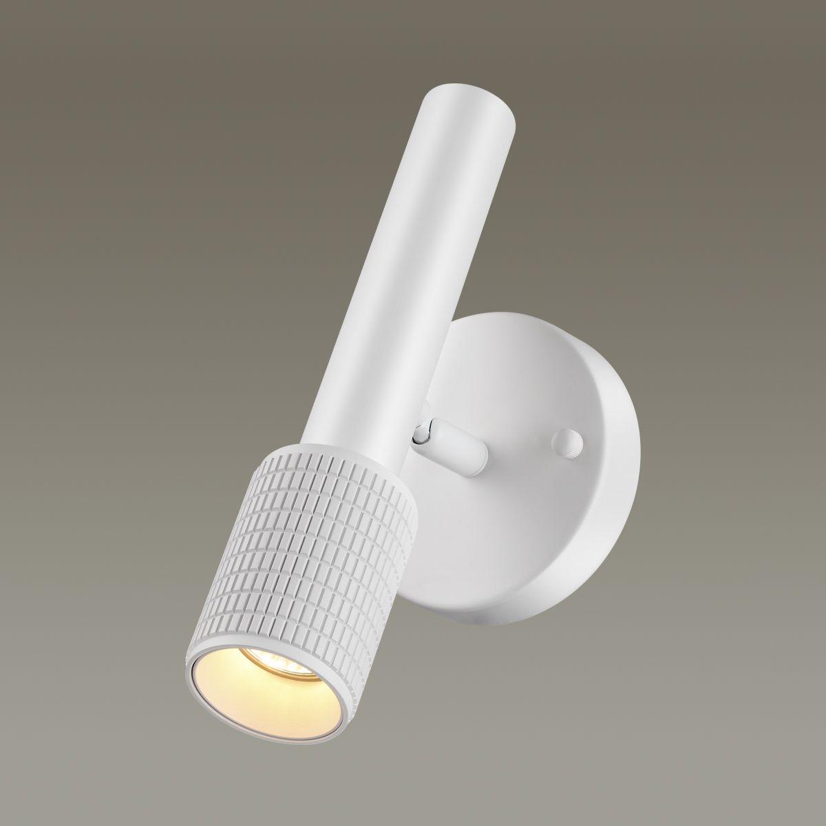 картинка Спот Odeon Light Hightech Mehari 4239/1W от магазина pro-decor.kz