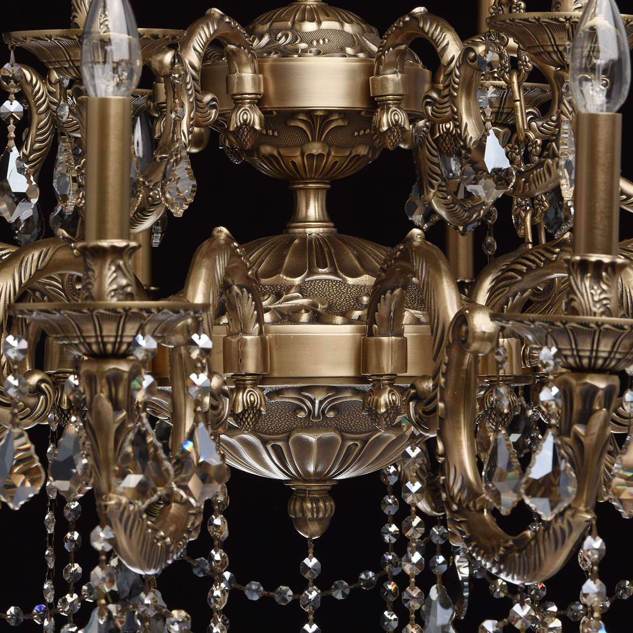 картинка Подвесная люстра Chiaro Габриэль 491010918 от магазина pro-decor.kz