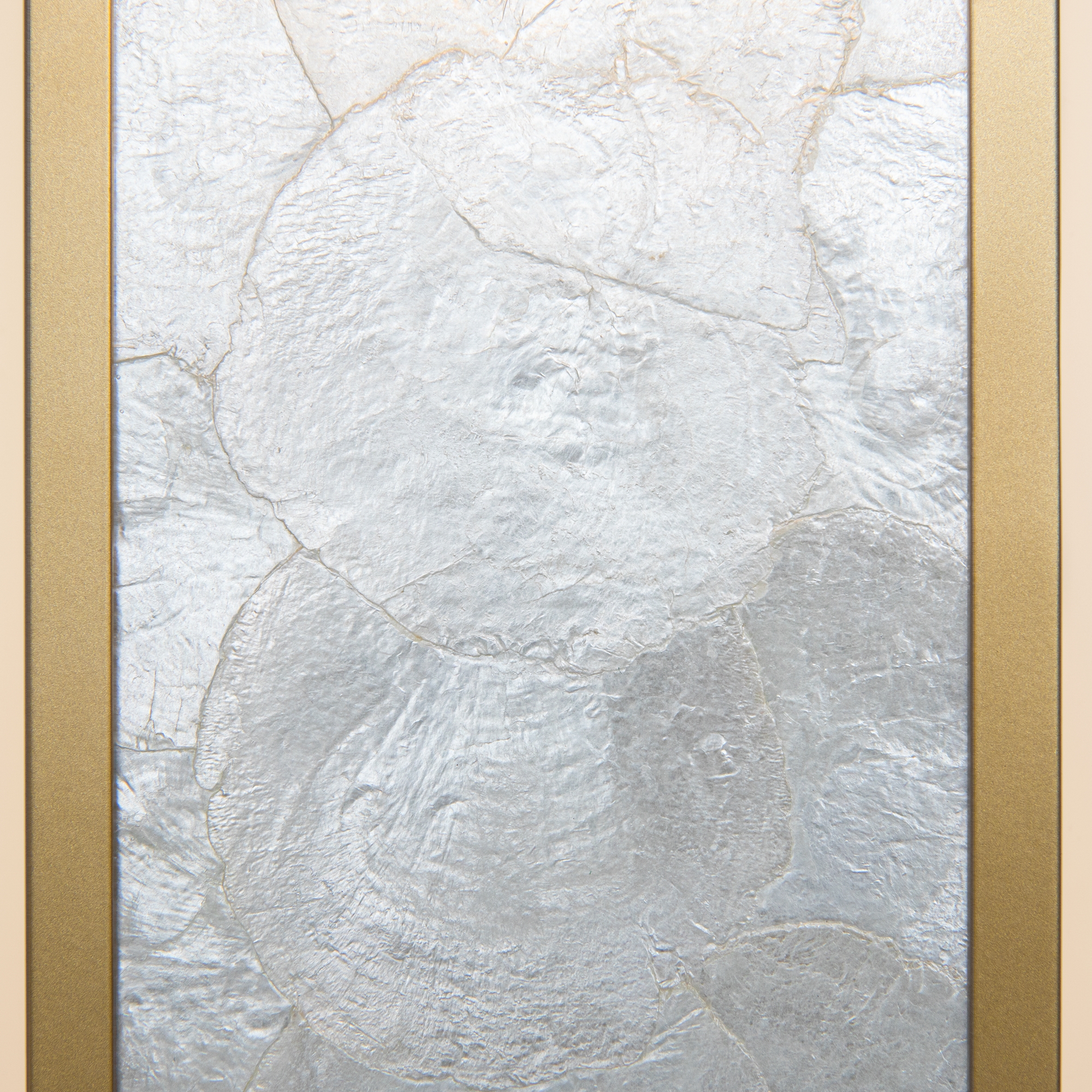 картинка Настенный светильник (бра) Maytoni MOD473WL-L20BSK Perlamour от магазина pro-decor.kz