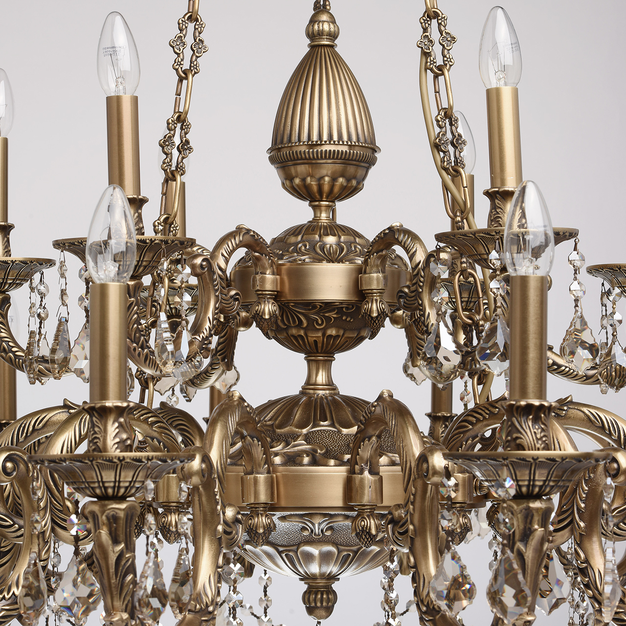 картинка Подвесная люстра Chiaro Габриэль 491010918 от магазина pro-decor.kz