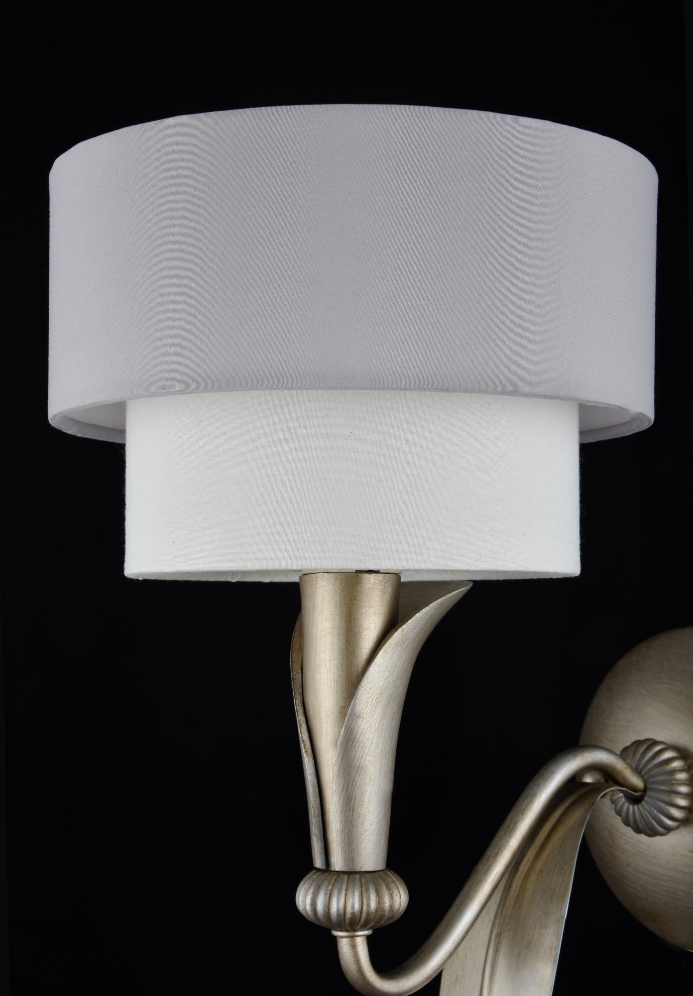 картинка Бра Maytoni Lillian H311-01-G от магазина pro-decor.kz