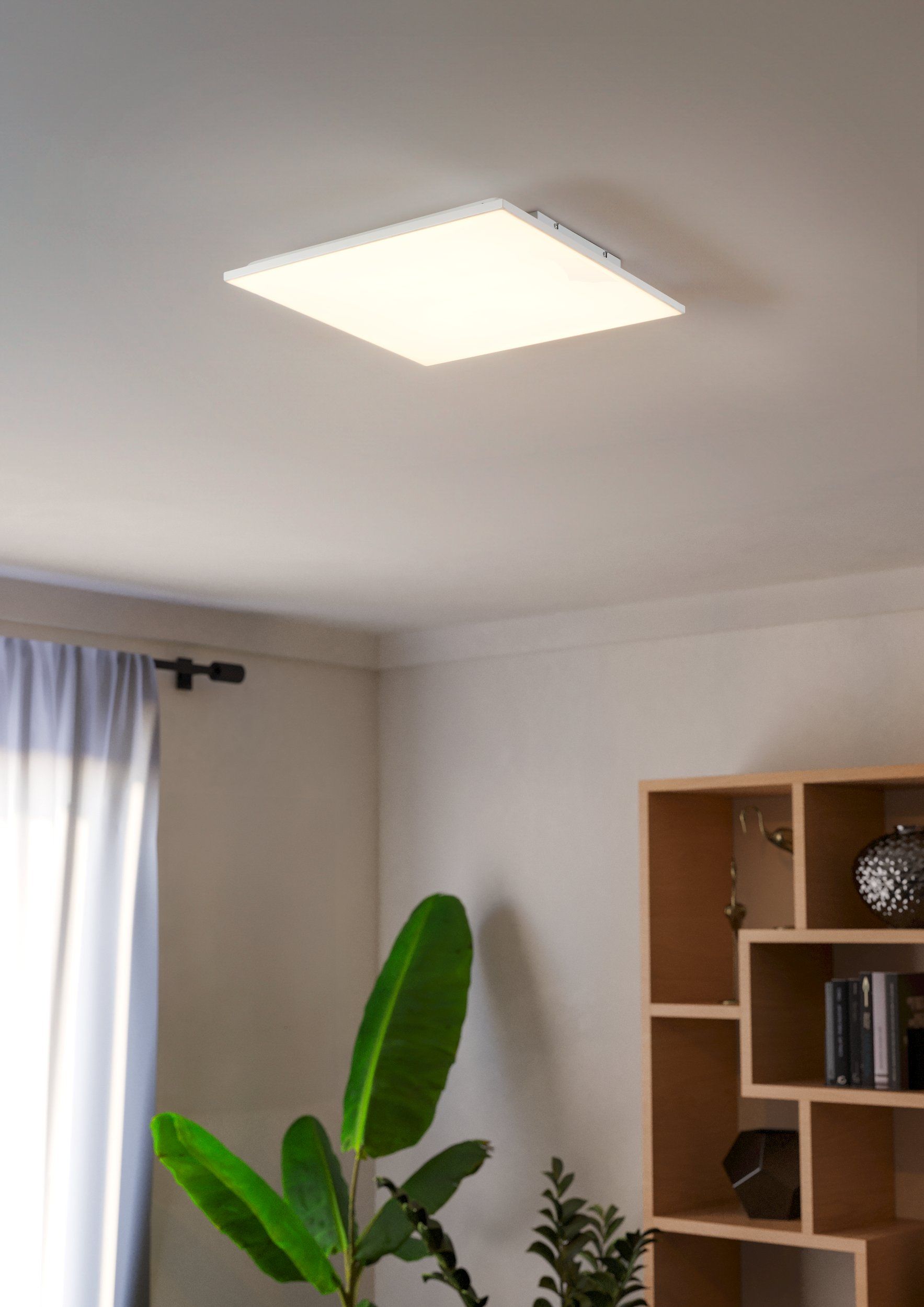 картинка 900568 Потолочный светильник диммируемый с пультом TRUPIANA от магазина pro-decor.kz