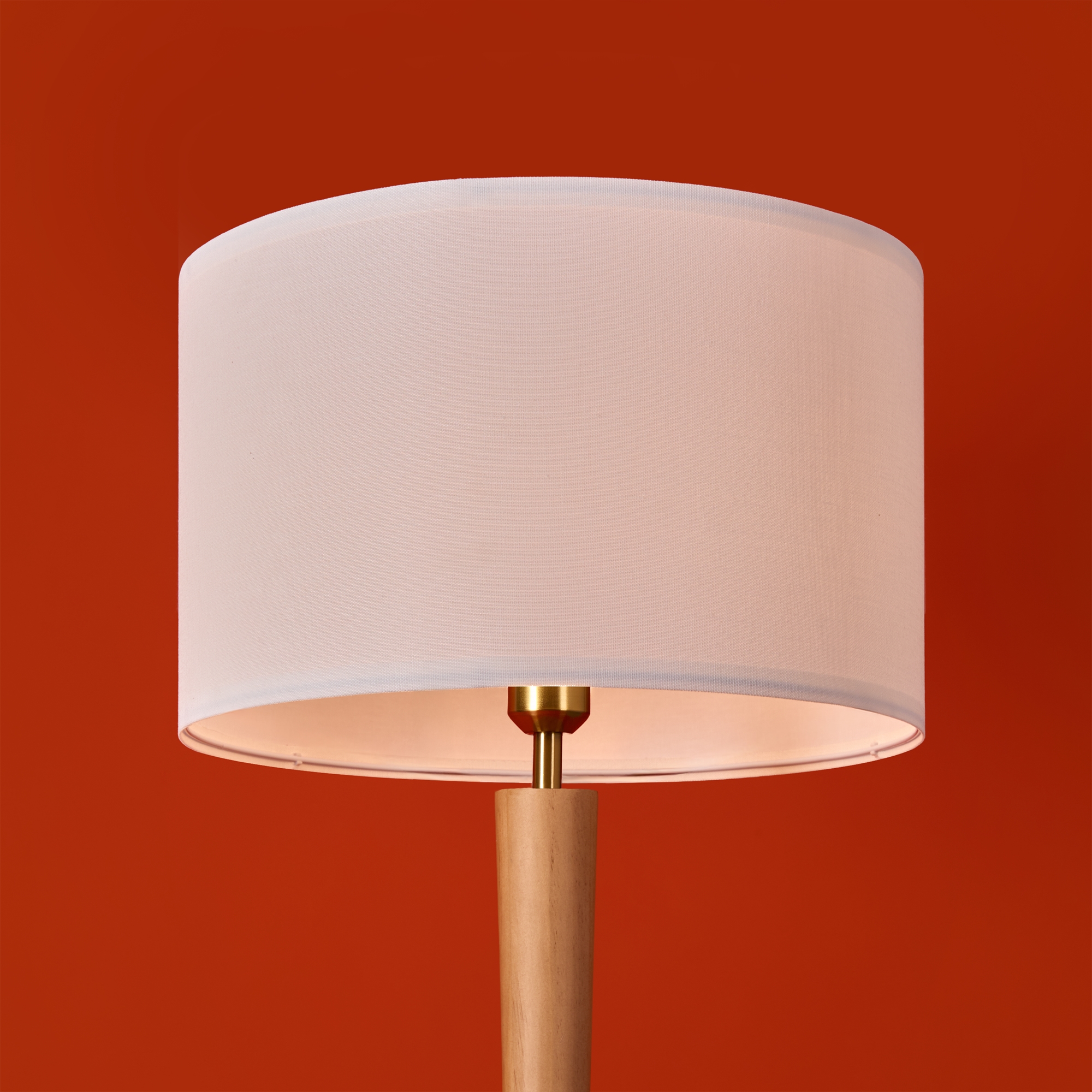 картинка Напольный светильник (торшер) Freya FR5626FL-01T Swan от магазина pro-decor.kz