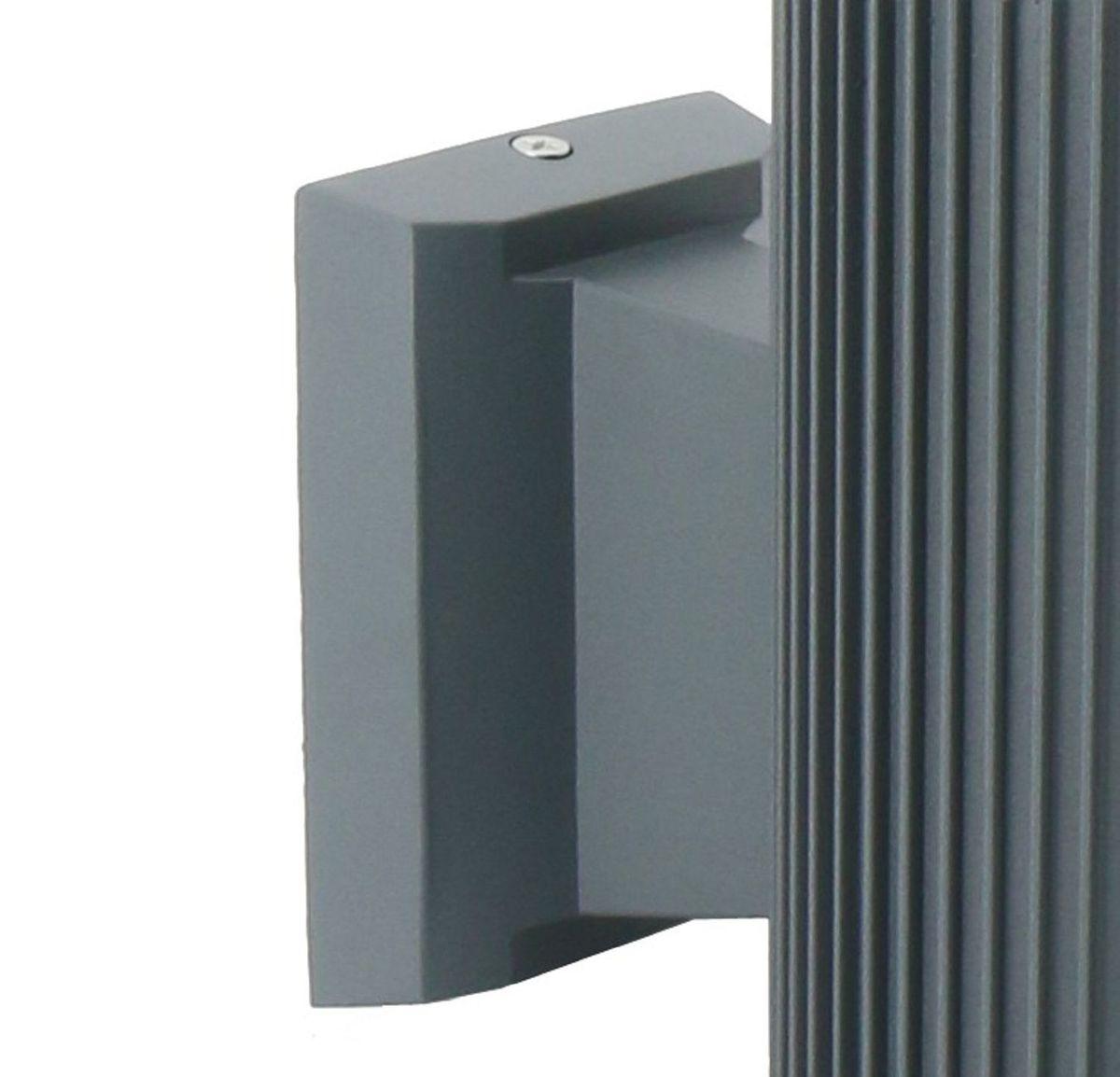 картинка Уличный настенный светильник Favourite Pola 2859-1W от магазина pro-decor.kz