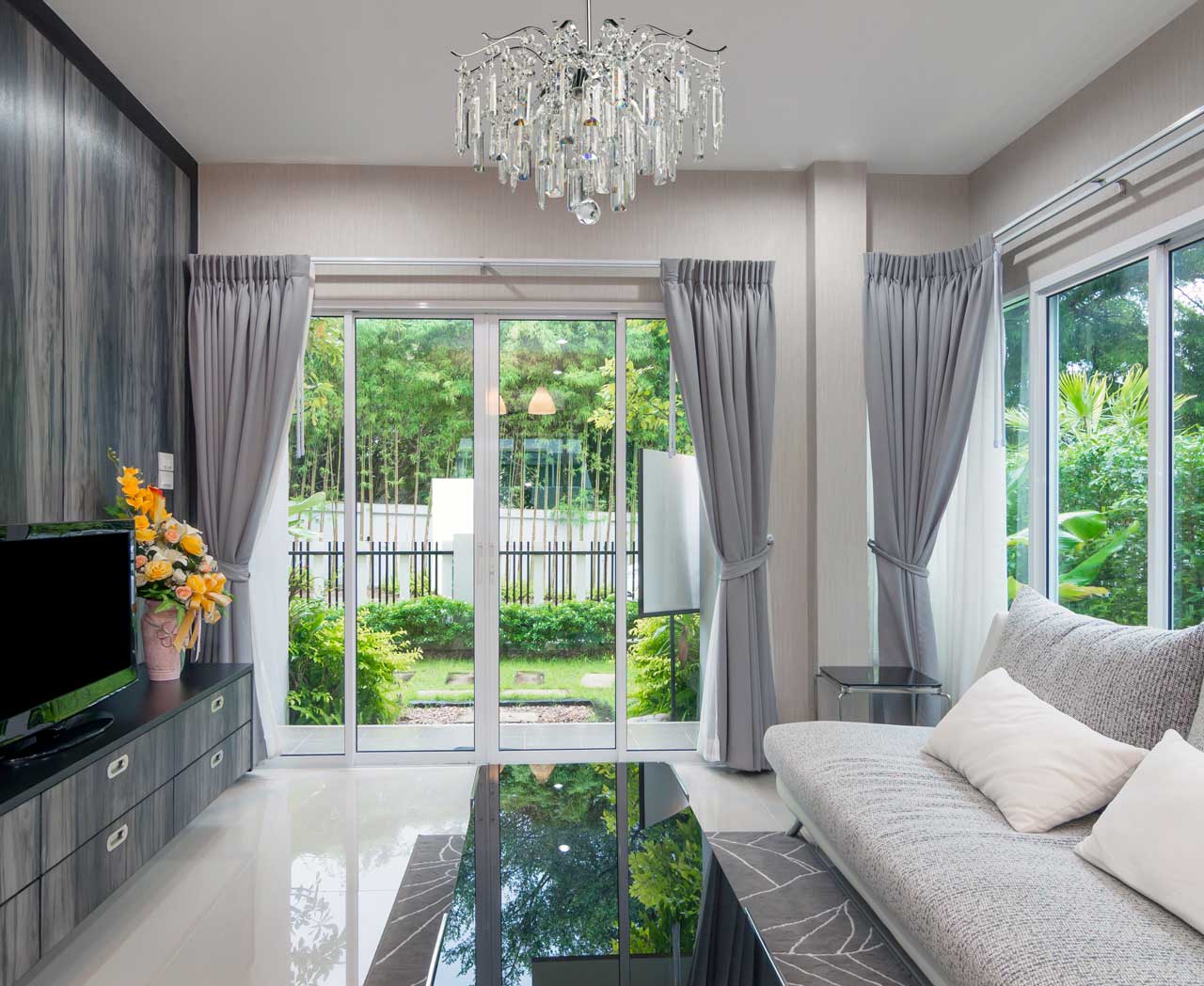 картинка 111019306 MW-light Бриз Подвесная люстра от магазина pro-decor.kz