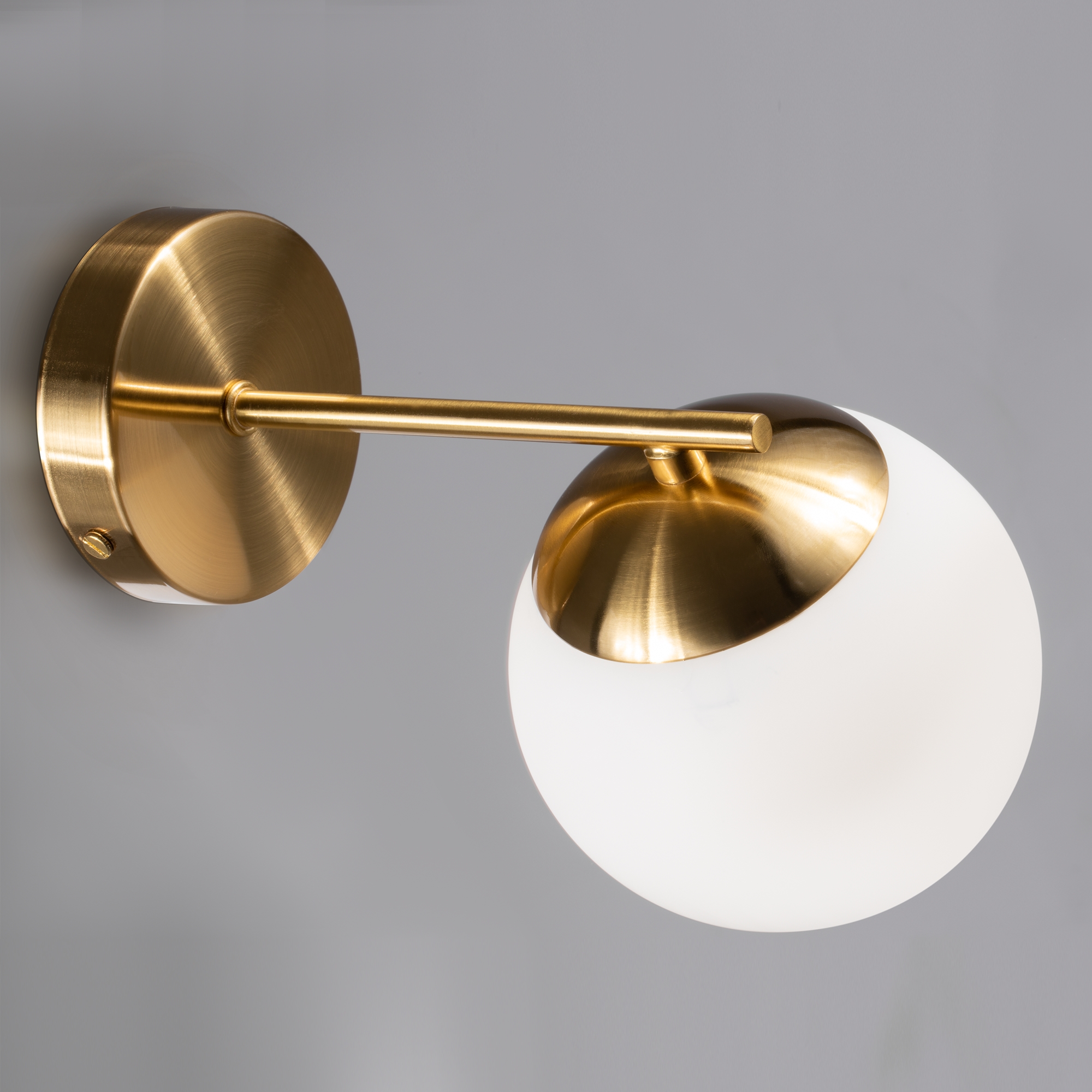 картинка Настенный светильник (бра) Freya FR5230WL-01BS от магазина pro-decor.kz