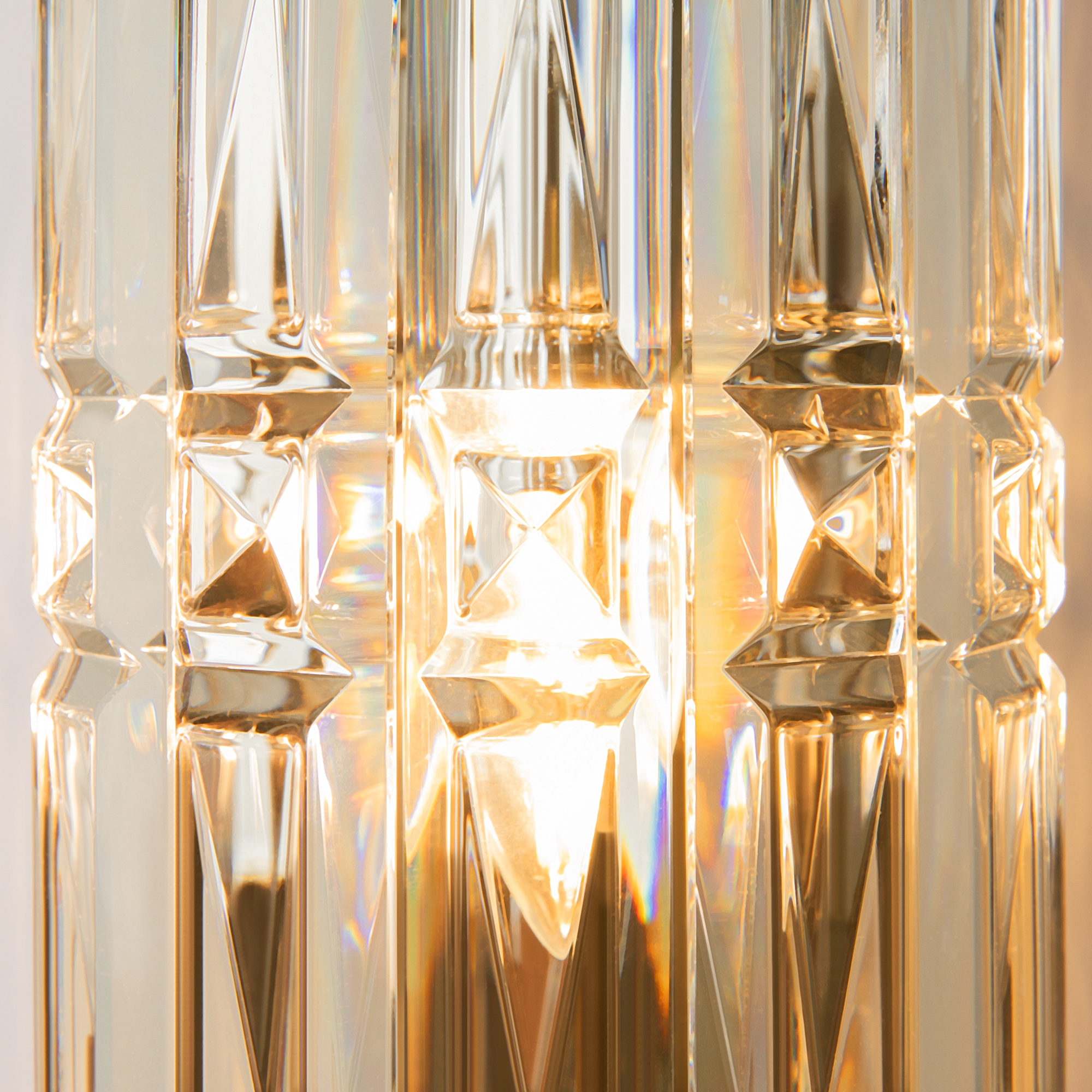 картинка Настенный светильник (бра) Maytoni MOD094WL-01G от магазина pro-decor.kz