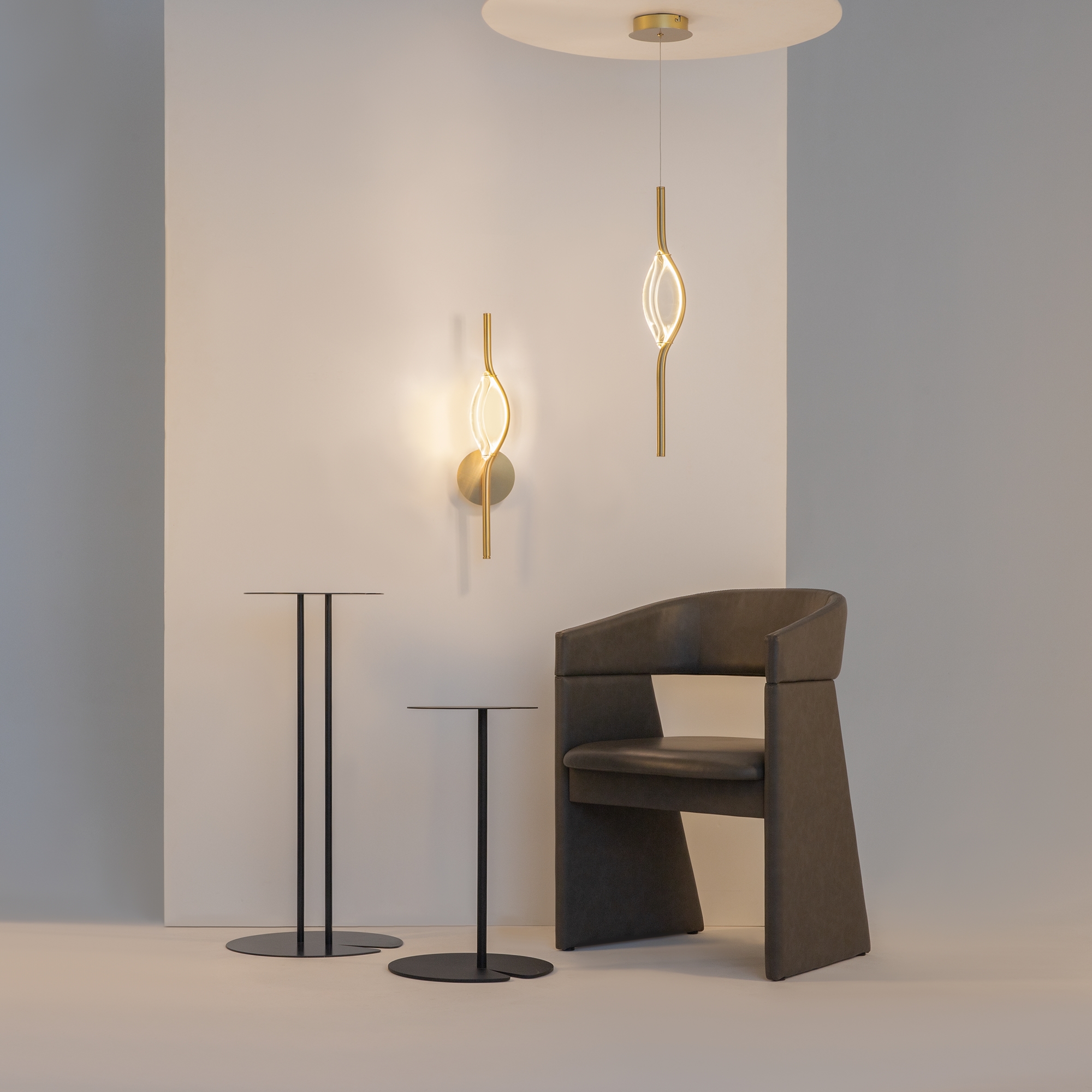 картинка Настенный светильник (бра) Maytoni MOD347WL-L8BS3K от магазина pro-decor.kz