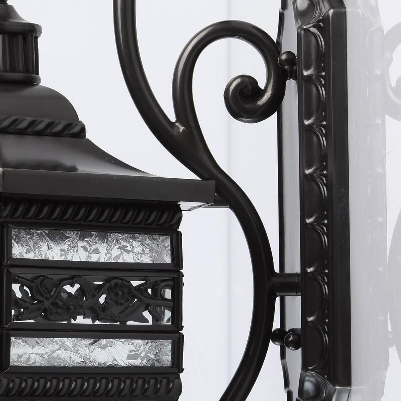 картинка Уличный настенный светильник Chiaro Корсо 2 801020603 от магазина pro-decor.kz