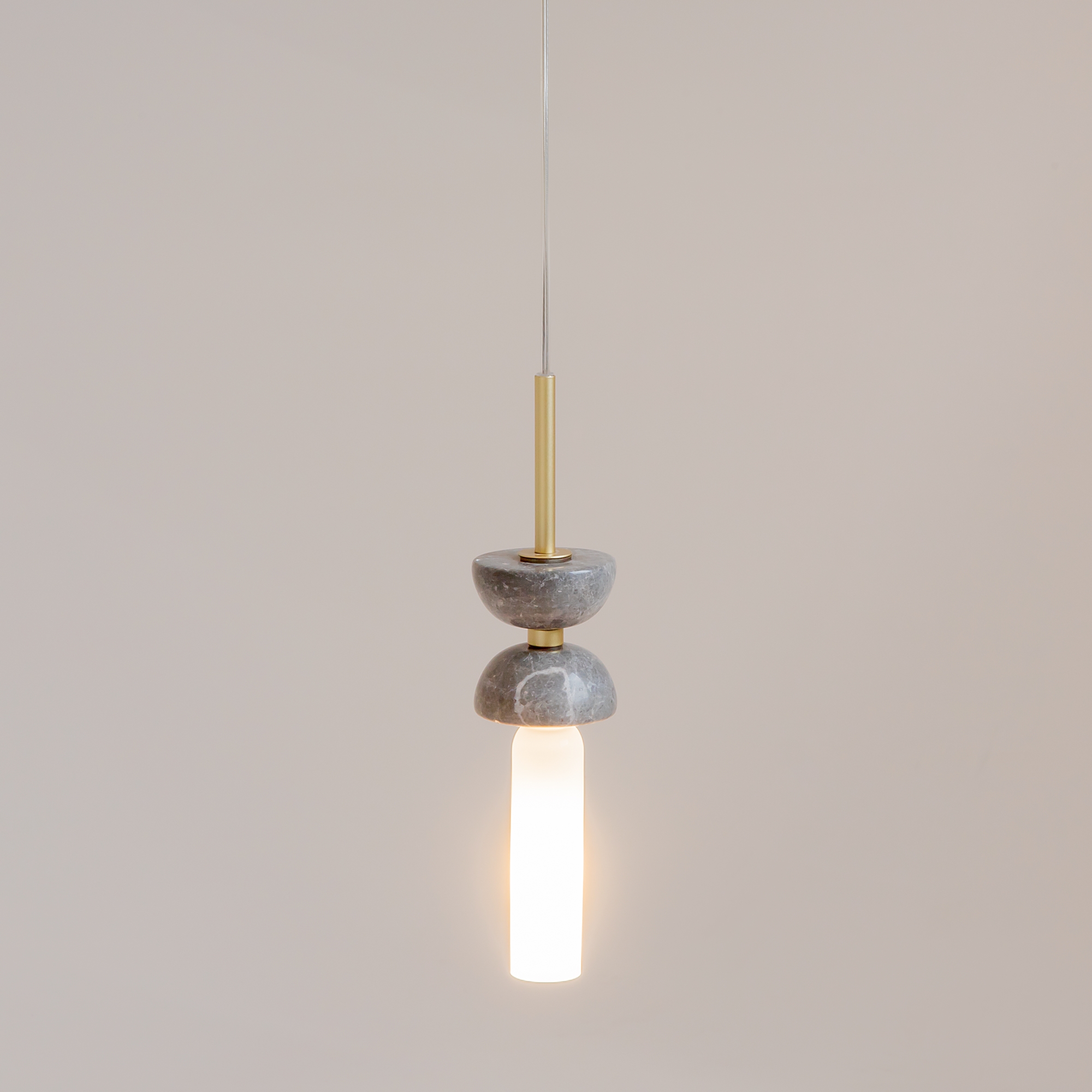 картинка Подвесной светильник Maytoni MOD178PL-01GR магазин pro-decor.kz являющийся официальным дистрибьютором в Казахстане картинка Подвесной светильник Maytoni MOD178PL-01GR от магазина pro-decor.kz
