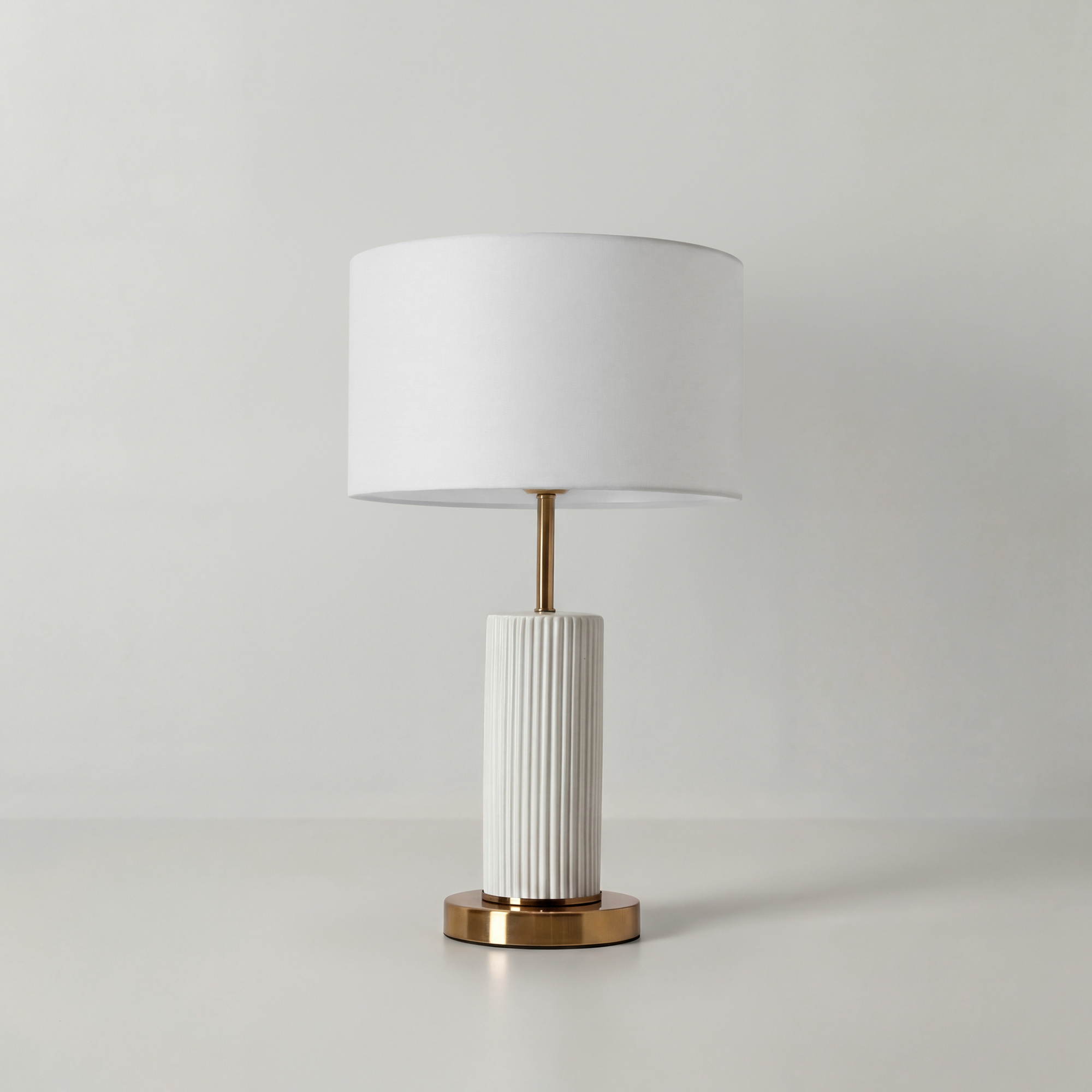 картинка Настольный светильник Freya FR5491TL-01BS магазин pro-decor.kz являющийся официальным дистрибьютором в Казахстане картинка Настольный светильник Freya FR5491TL-01BS от магазина pro-decor.kz