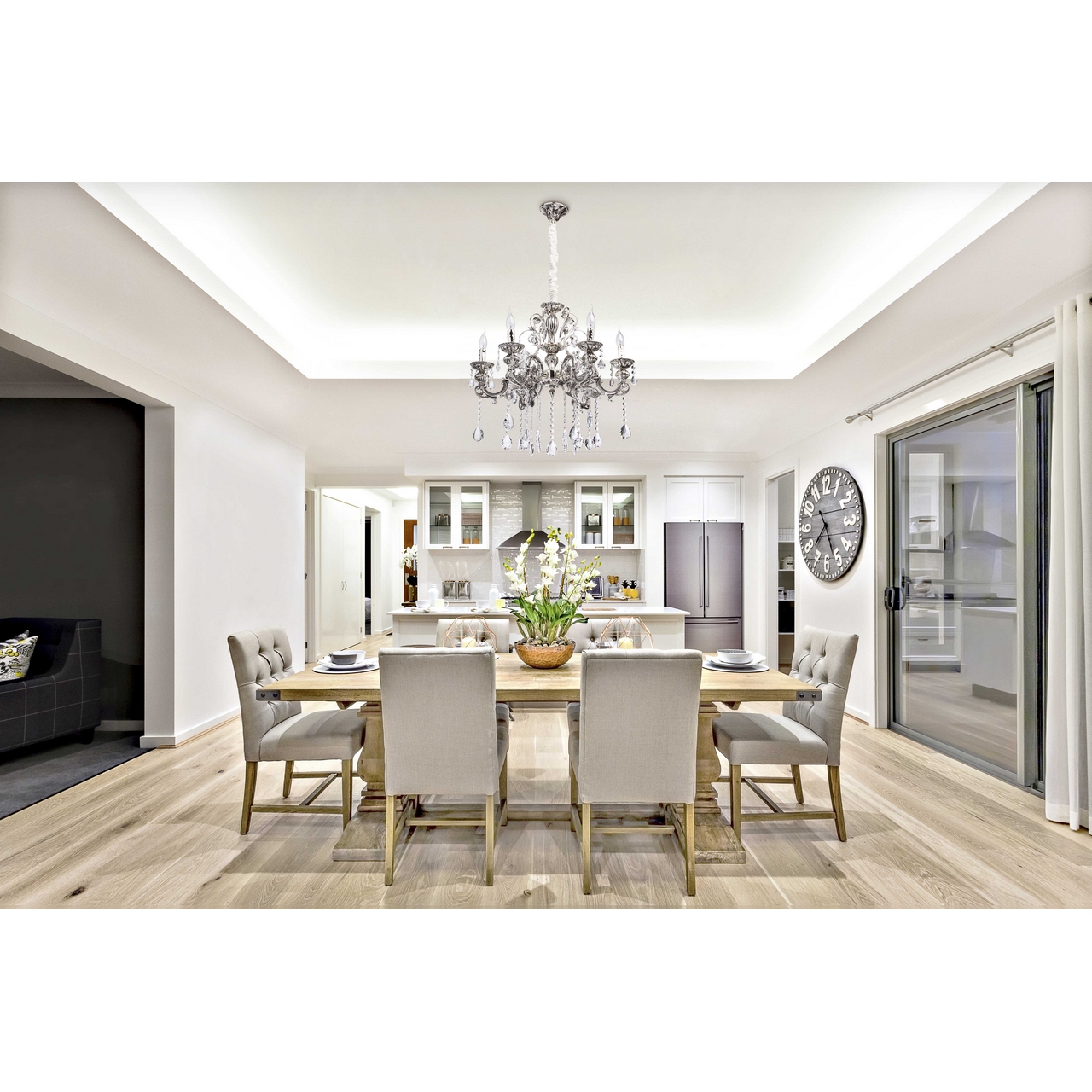 картинка Подвесная люстра MW-Light Селена 10 482013606 от магазина pro-decor.kz
