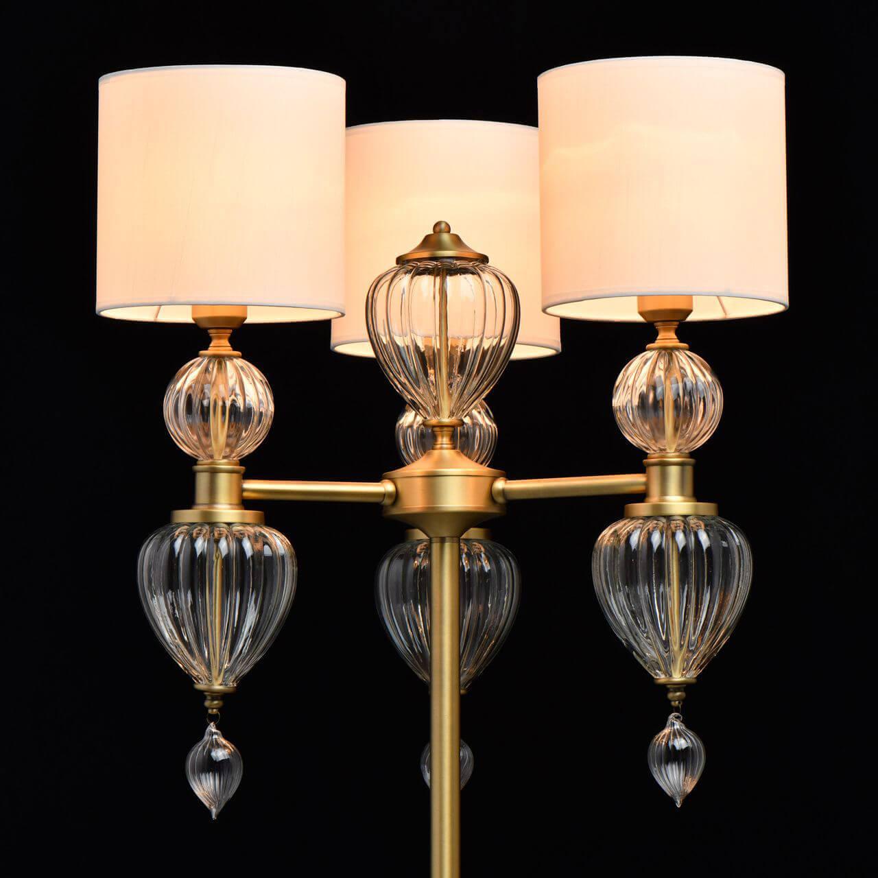 картинка Торшер Chiaro Оделия 1 619041503 от магазина pro-decor.kz