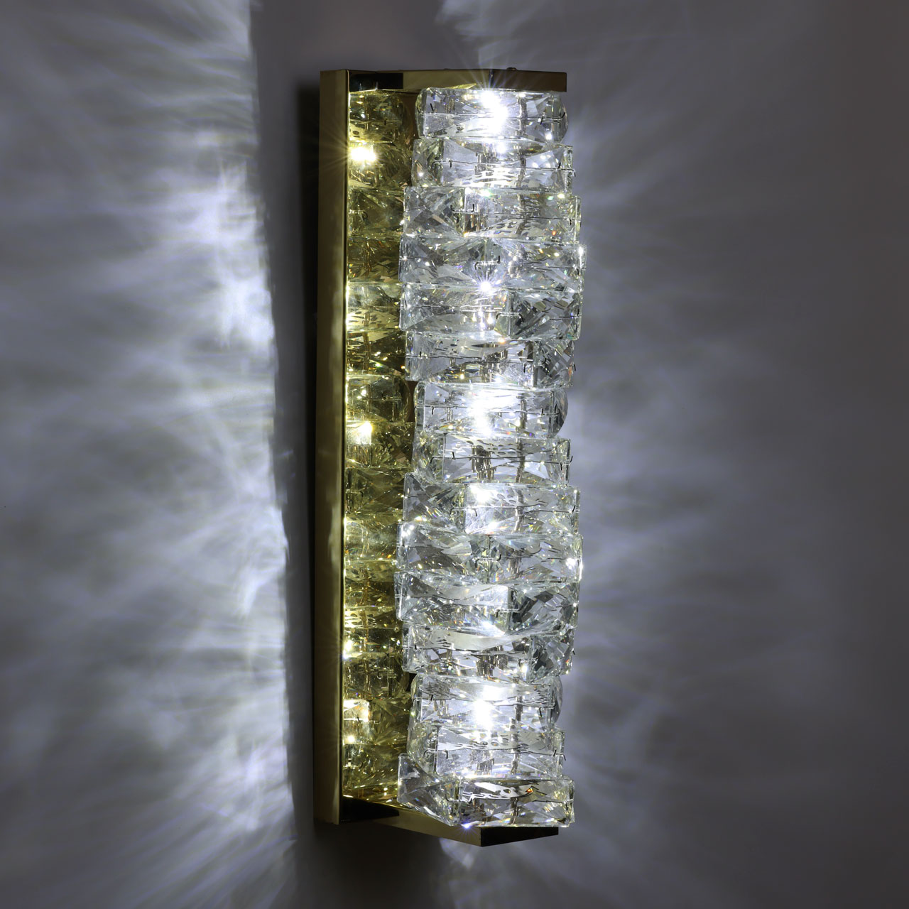 картинка 498027001 MW-light Гослар Настенный светильник от магазина pro-decor.kz