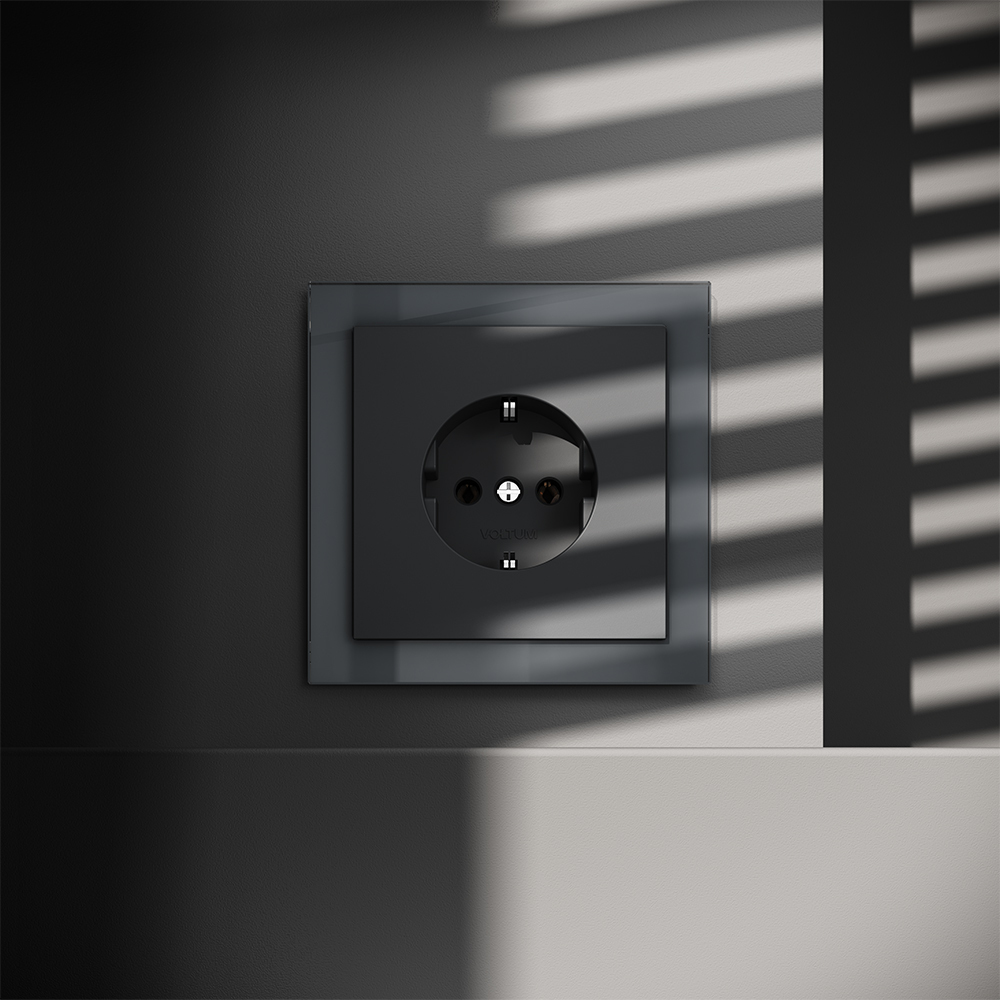 картинка Розетка встраиваемая VOLTUM S70 с заземлением 16А, (графит) VLS040107 от магазина pro-decor.kz