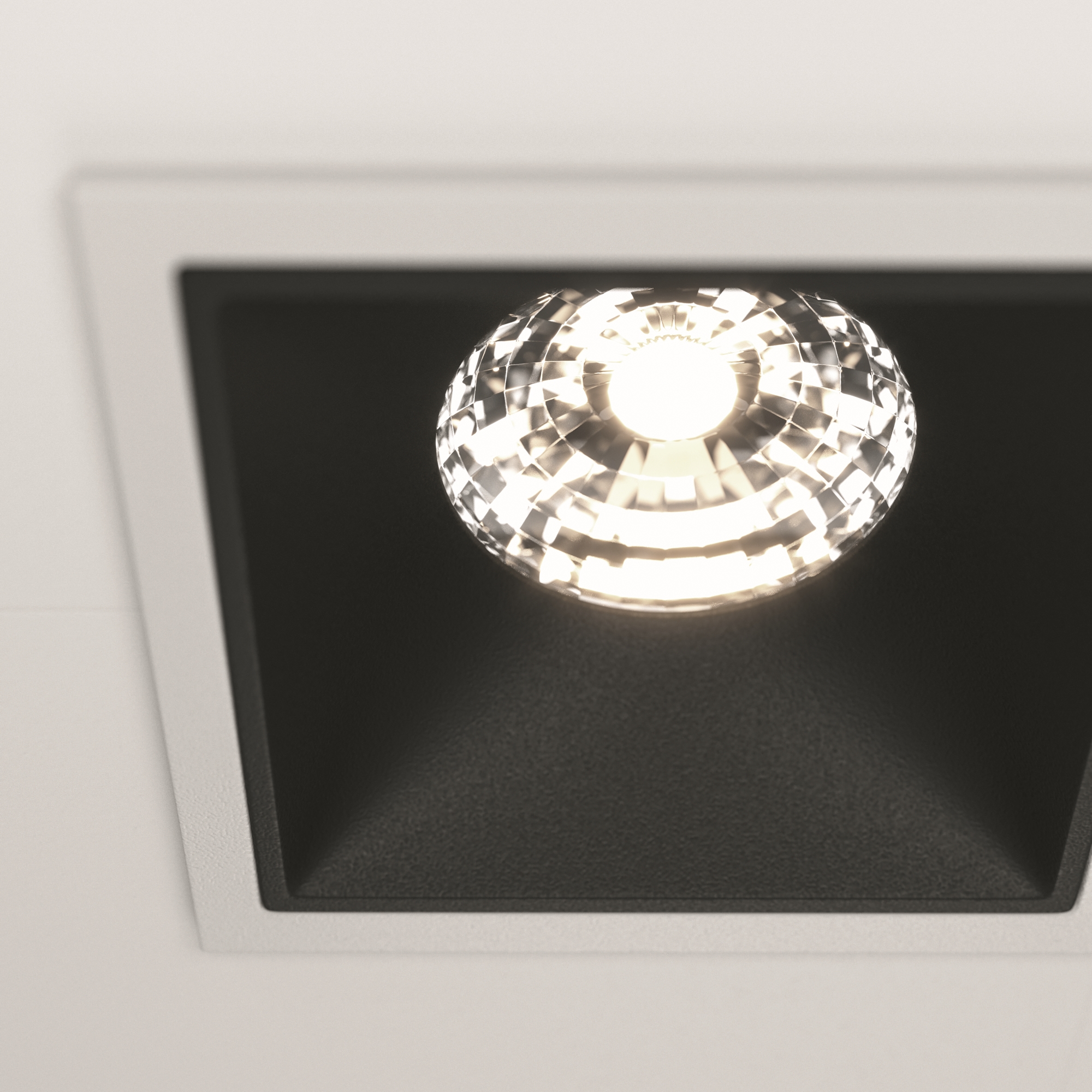 картинка Встраиваемый светильник Technical DL043-02-15W4K-SQ-WB от магазина pro-decor.kz