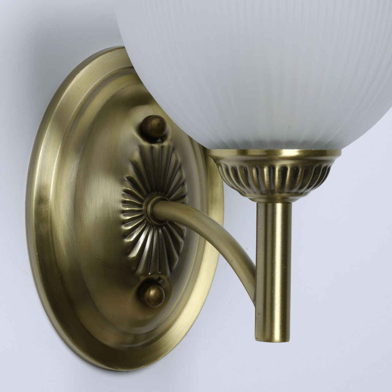 картинка 318025201 Олимп MW-light Бра от магазина pro-decor.kz