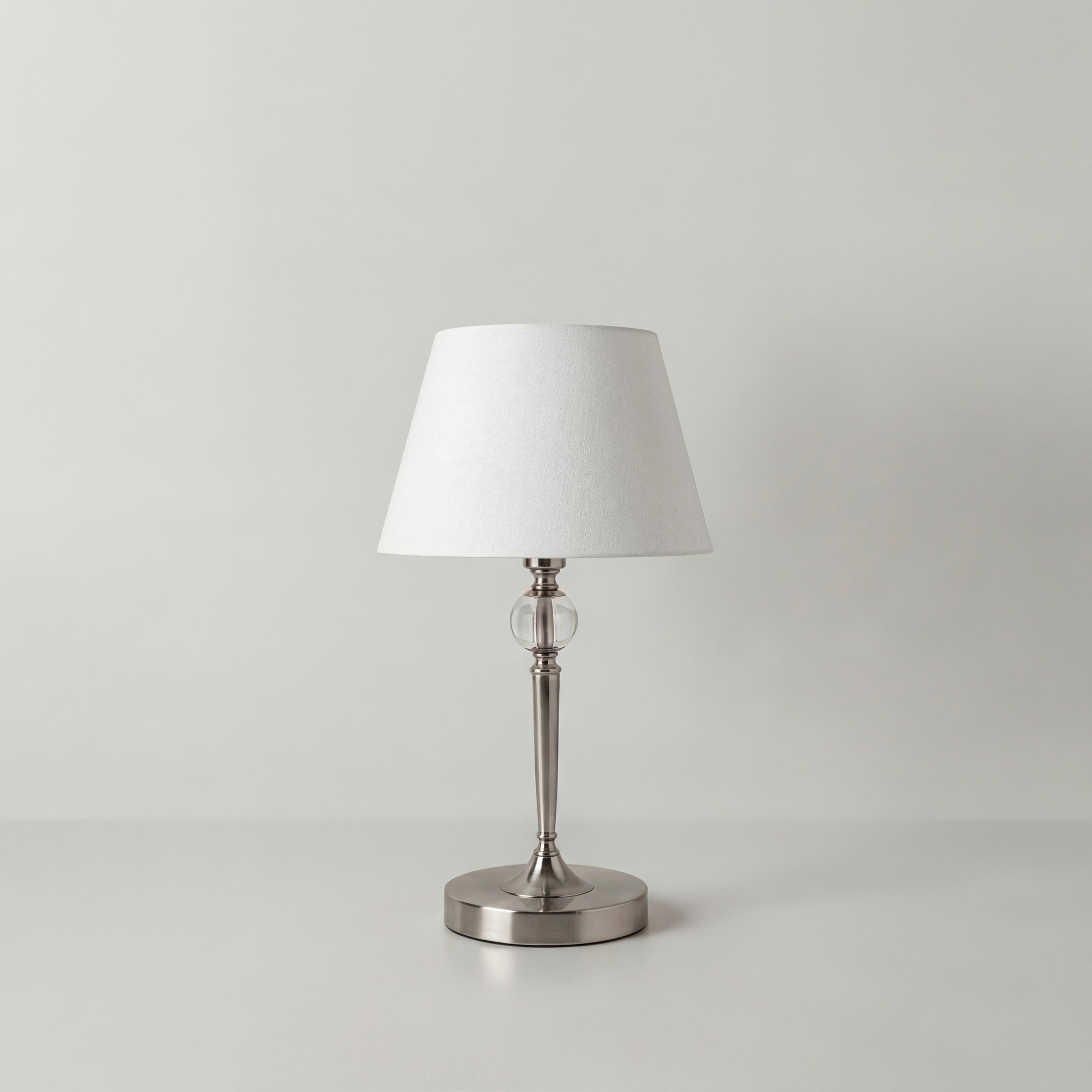 картинка Настольный светильник Freya FR2190TL-01N от магазина pro-decor.kz