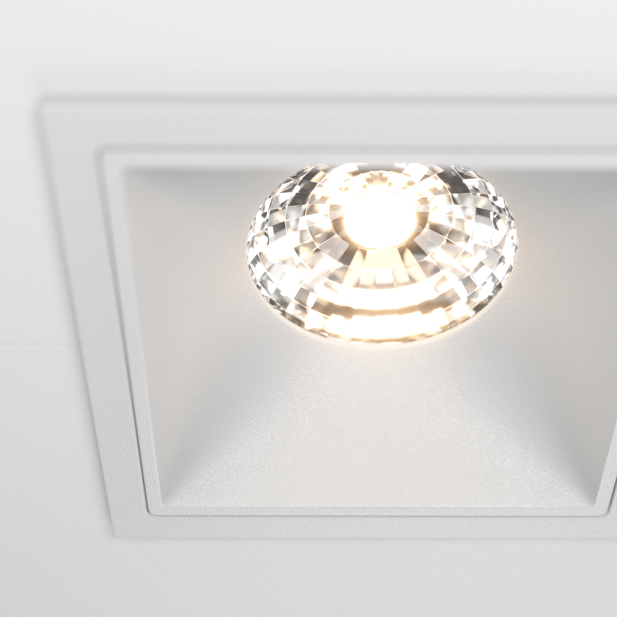 картинка Встраиваемый светильник Technical DL043-02-15W3K-SQ-W от магазина pro-decor.kz