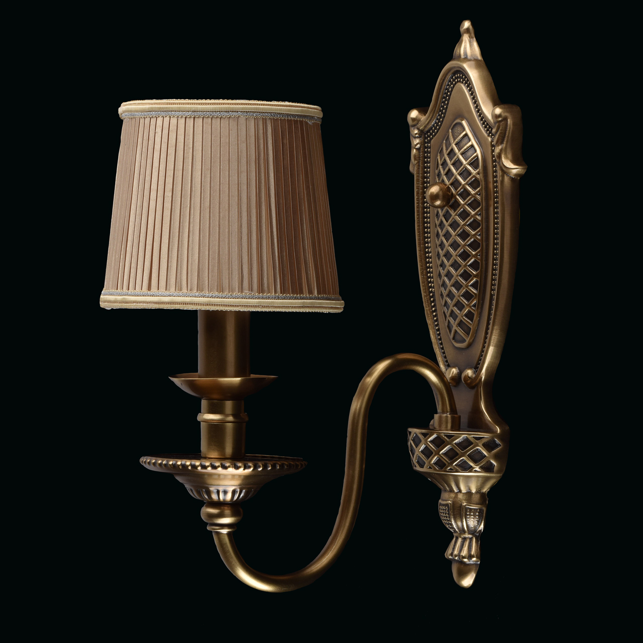 картинка Бра Chiaro Паула 411021101 от магазина pro-decor.kz