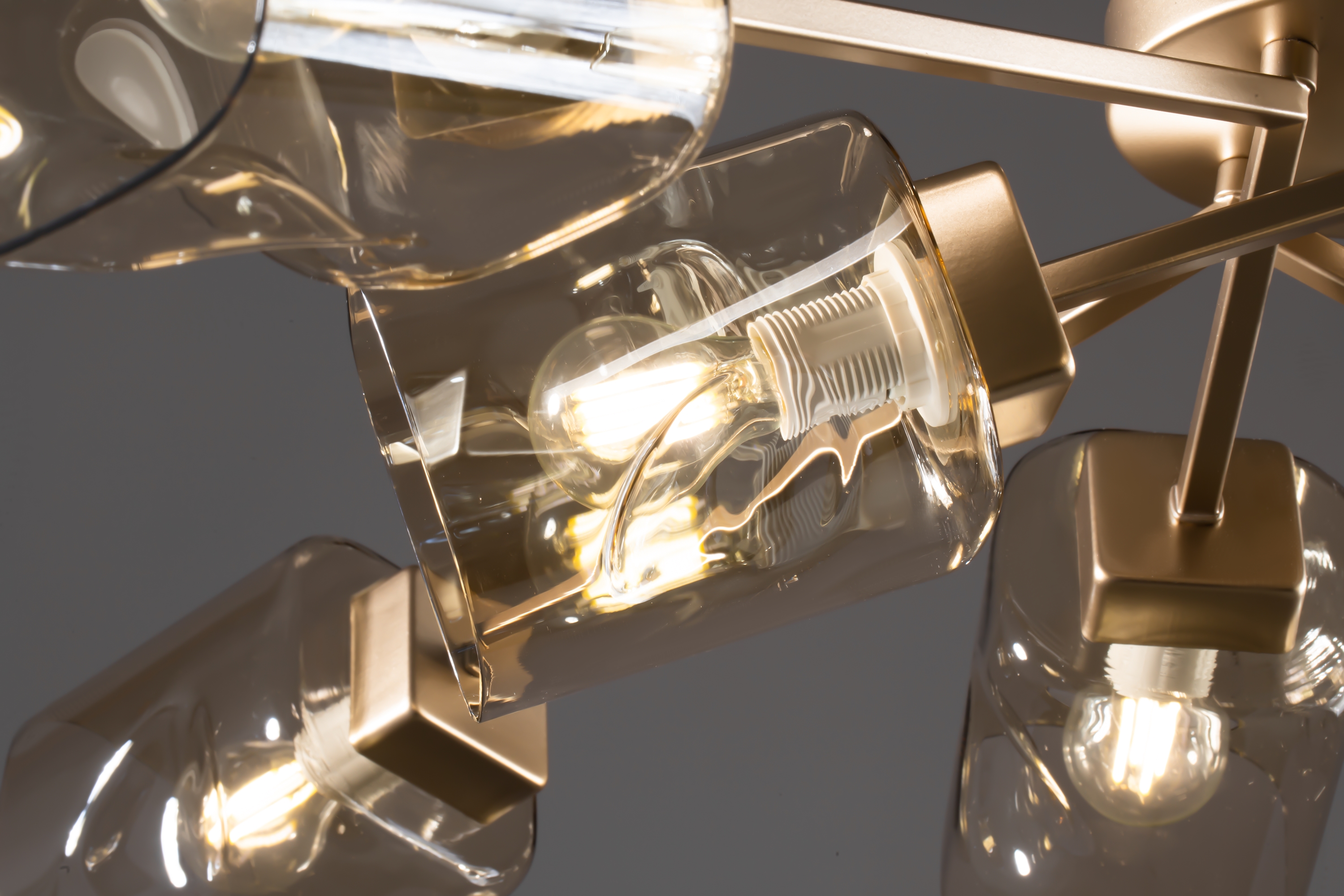 картинка Потолочная люстра Freya Isabella FR5095CL-08G от магазина pro-decor.kz