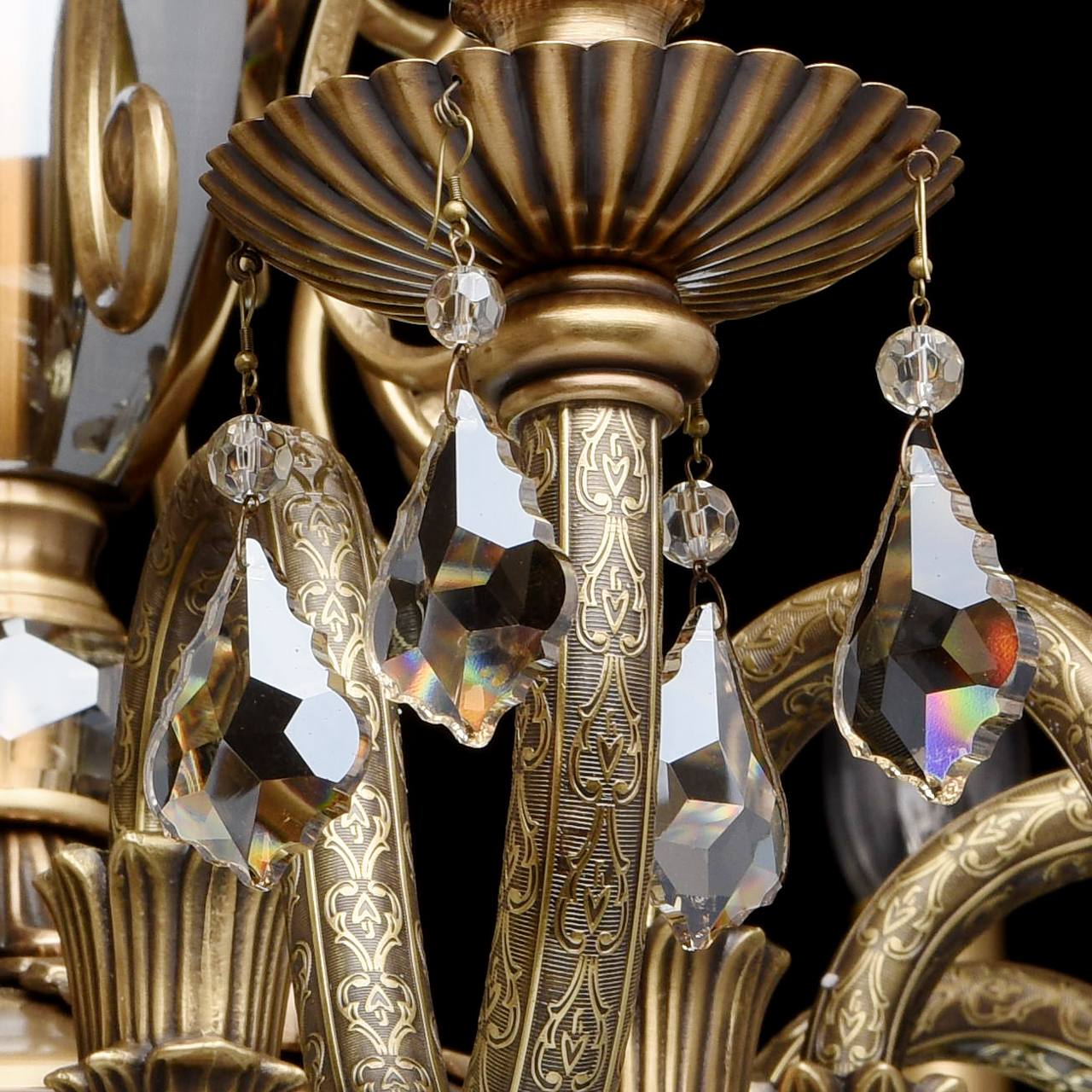 картинка Подвесная люстра Chiaro Габриэль 491011110 от магазина pro-decor.kz