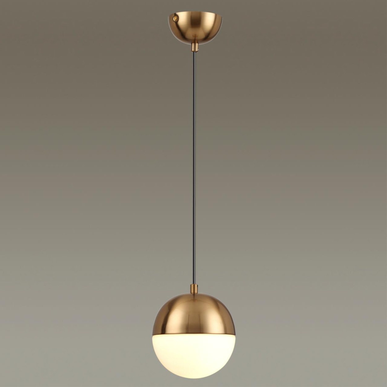 картинка Подвесной светильник Odeon Light Pendant Pinga 4960/1 магазин pro-decor.kz являющийся официальным дистрибьютором в Казахстане картинка Подвесной светильник Odeon Light Pendant Pinga 4960/1 от магазина pro-decor.kz