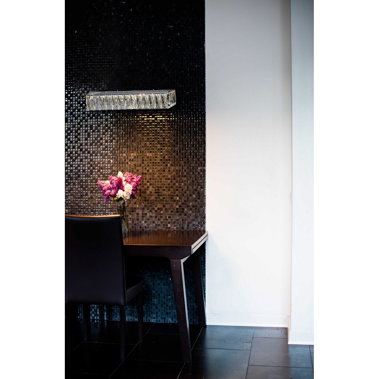 картинка Настенный светильник Chiaro Гослар 498022701 от магазина pro-decor.kz