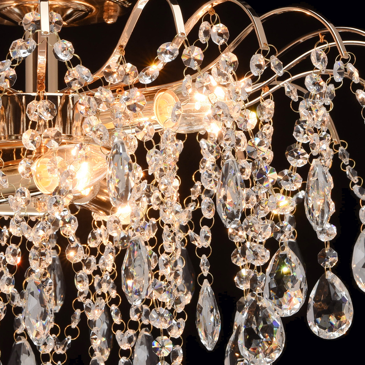 картинка Потолочная люстра MW-Light Бриз 464017406 от магазина pro-decor.kz