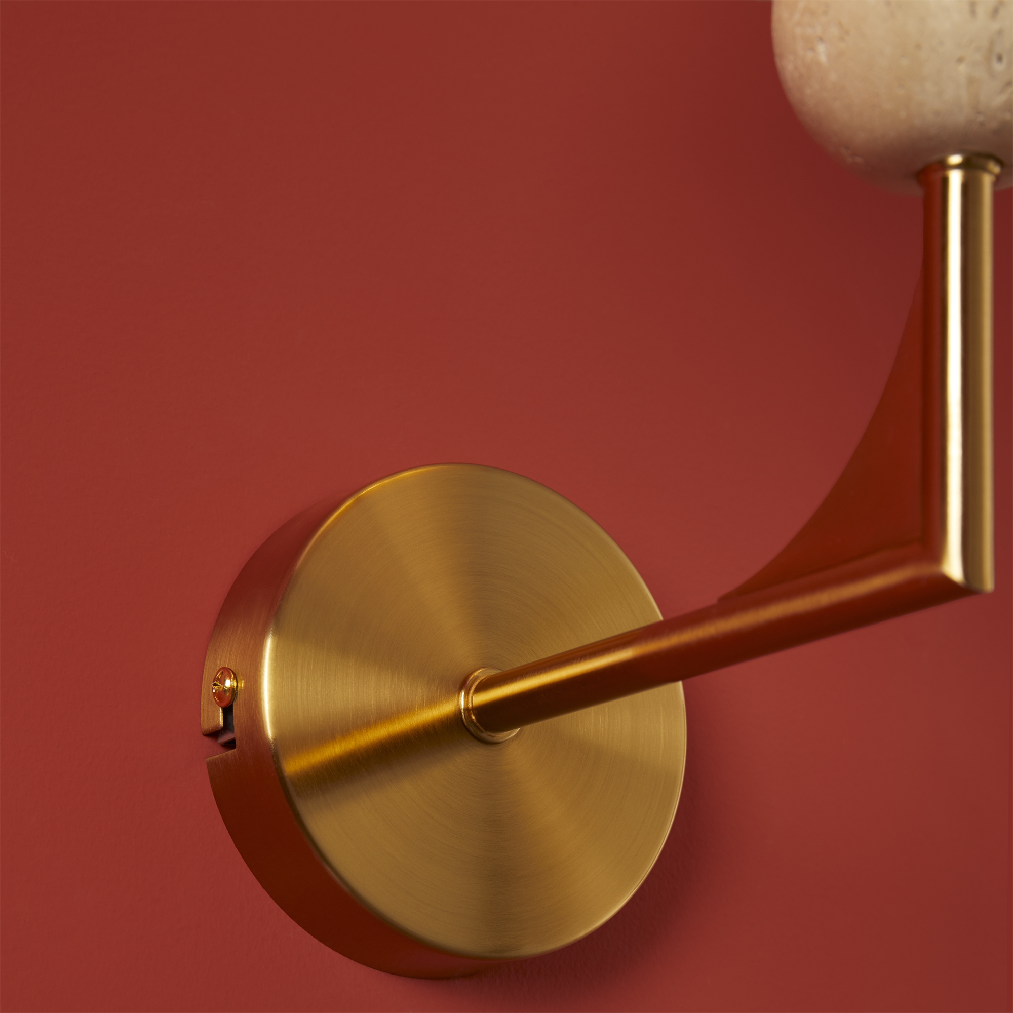 картинка Настенный светильник (бра) Freya FR2043WL-01BS от магазина pro-decor.kz