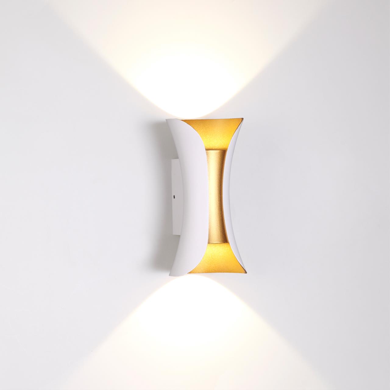 картинка Уличный настенный светодиодный светильник Odeon Light Hightech Krista 3886/6WG от магазина pro-decor.kz