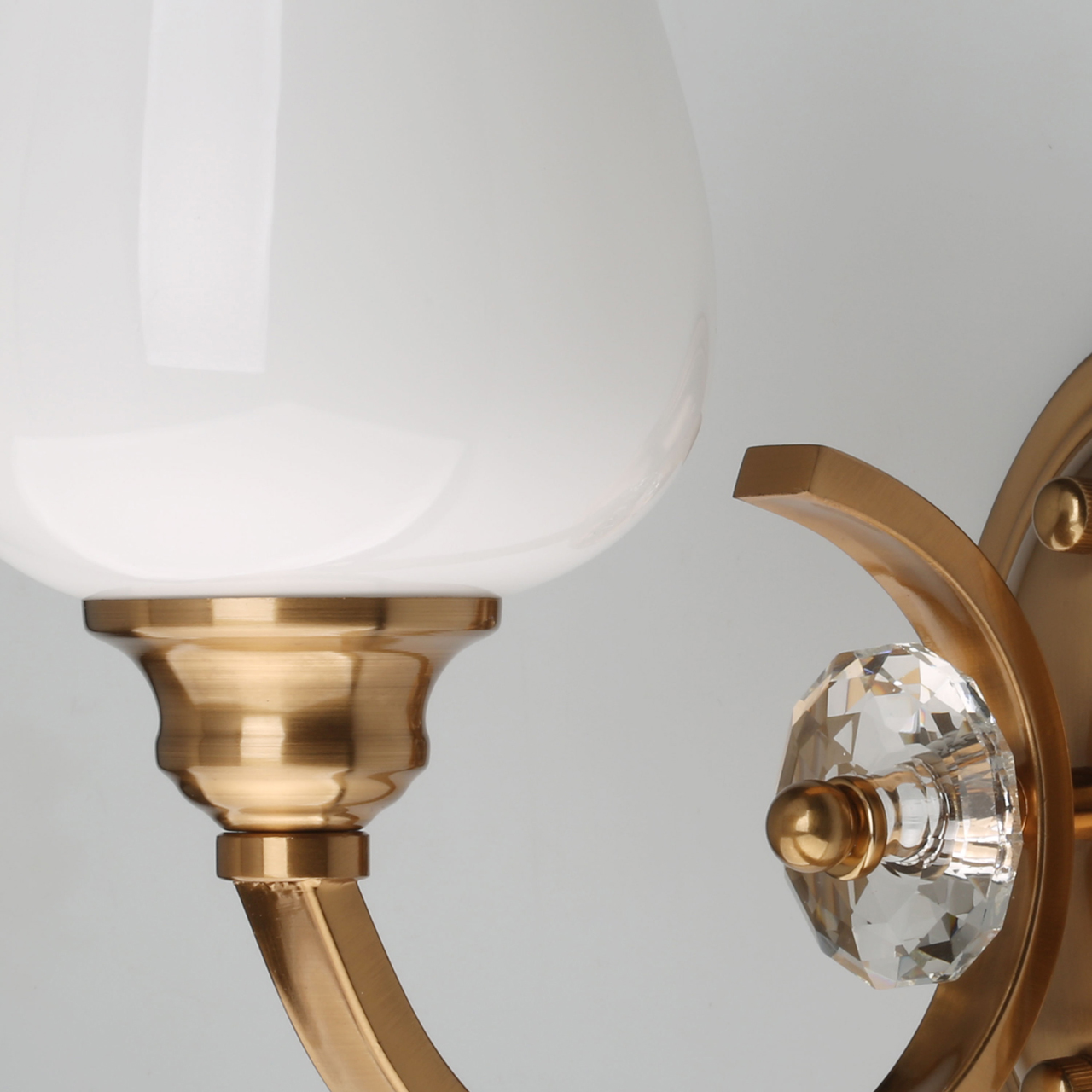 картинка Бра MW-Light Палермо 386027801 от магазина pro-decor.kz